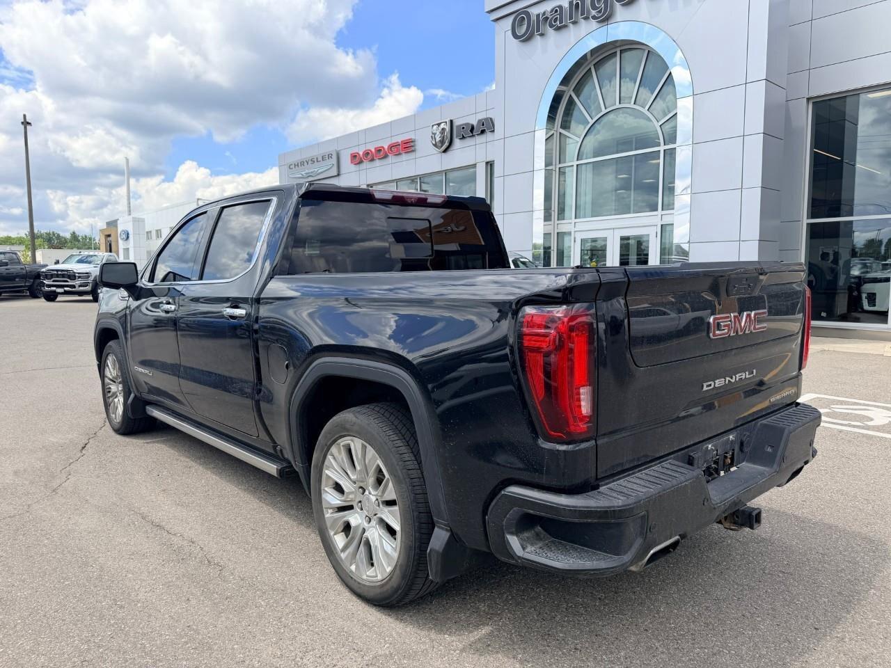 2020 GMC Sierra 1500 4WD Crew Cab 147  Denali Photo4