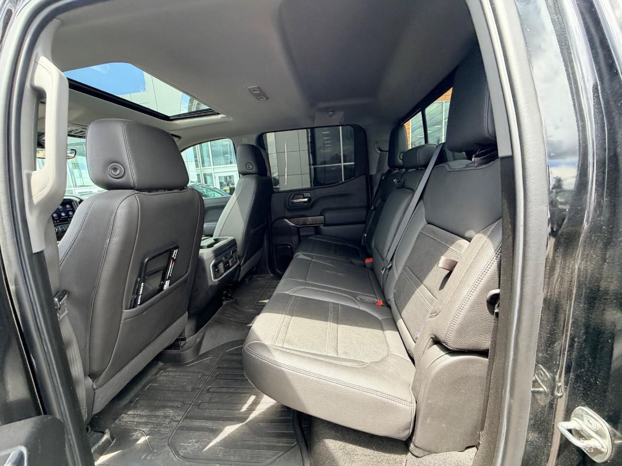 2020 GMC Sierra 1500 4WD Crew Cab 147  Denali Photo