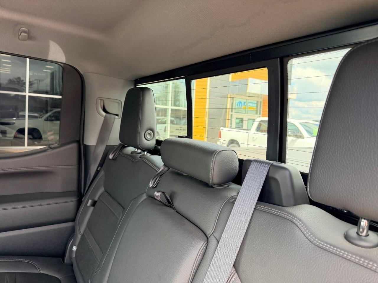 2020 GMC Sierra 1500 4WD Crew Cab 147  Denali Photo