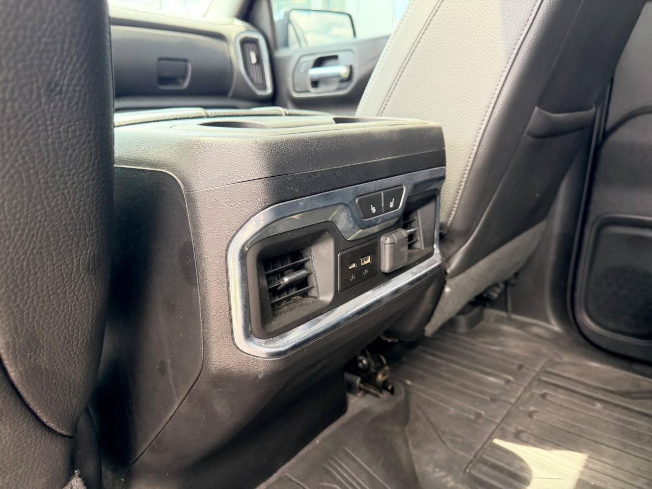 2020 GMC Sierra 1500 4WD Crew Cab 147  Denali Photo