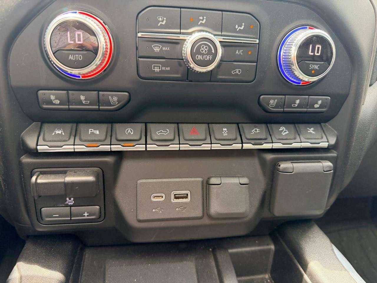 2020 GMC Sierra 1500 DENALI ULTIMATE, 6.2L V8, 4X4, ALLOYS, LEATHER, CERTIFIED PREOWNED! Photo