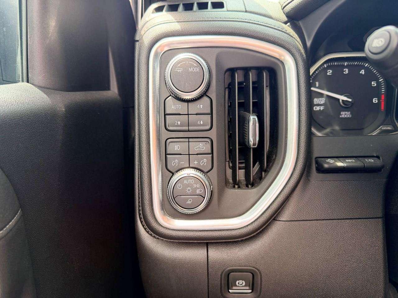 2020 GMC Sierra 1500 DENALI ULTIMATE, 6.2L V8, 4X4, ALLOYS, LEATHER, CERTIFIED PREOWNED! Photo