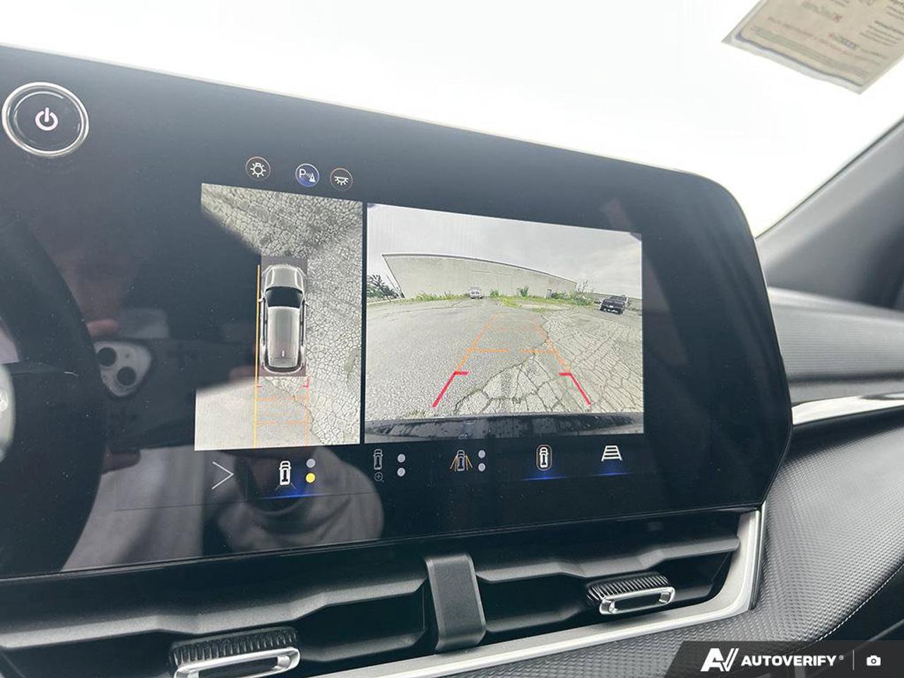 2025 Chevrolet Equinox AWD LT Photo