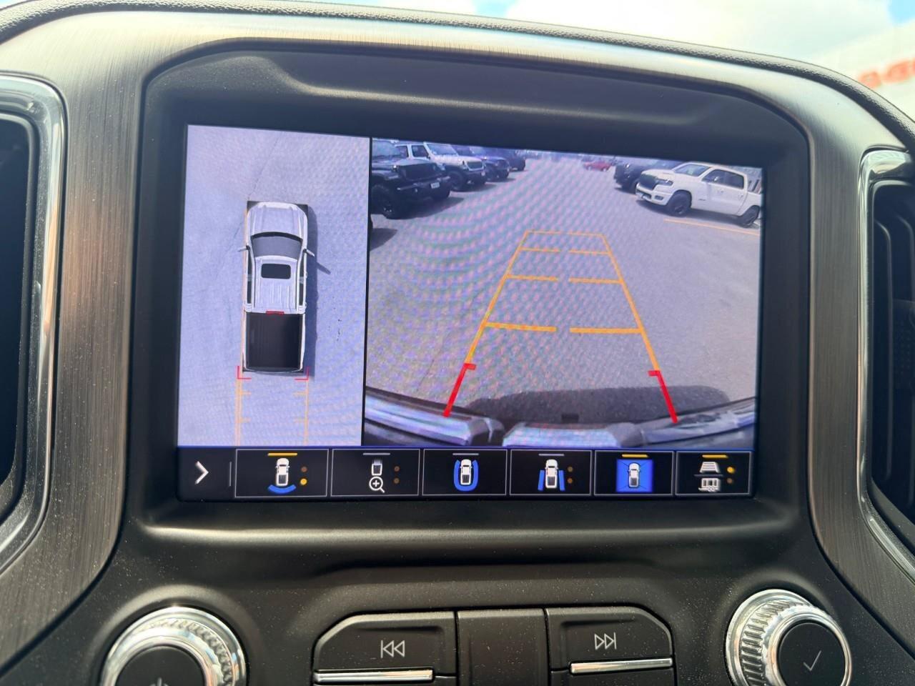 2020 GMC Sierra 1500 4WD Crew Cab 147  Denali Photo