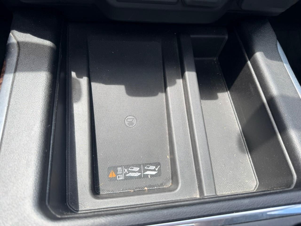 2020 GMC Sierra 1500 4WD Crew Cab 147  Denali Photo
