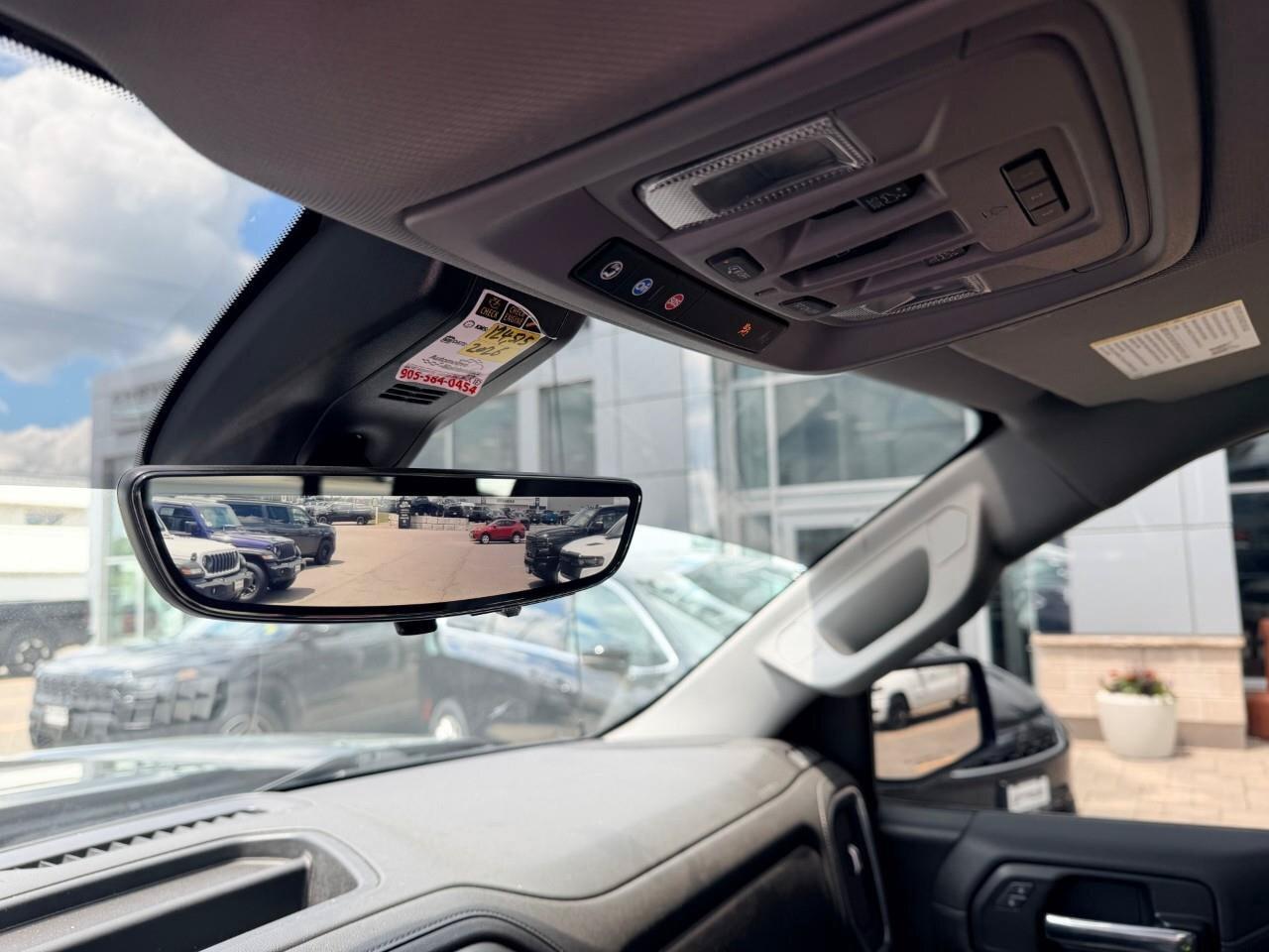 2020 GMC Sierra 1500 4WD Crew Cab 147  Denali Photo