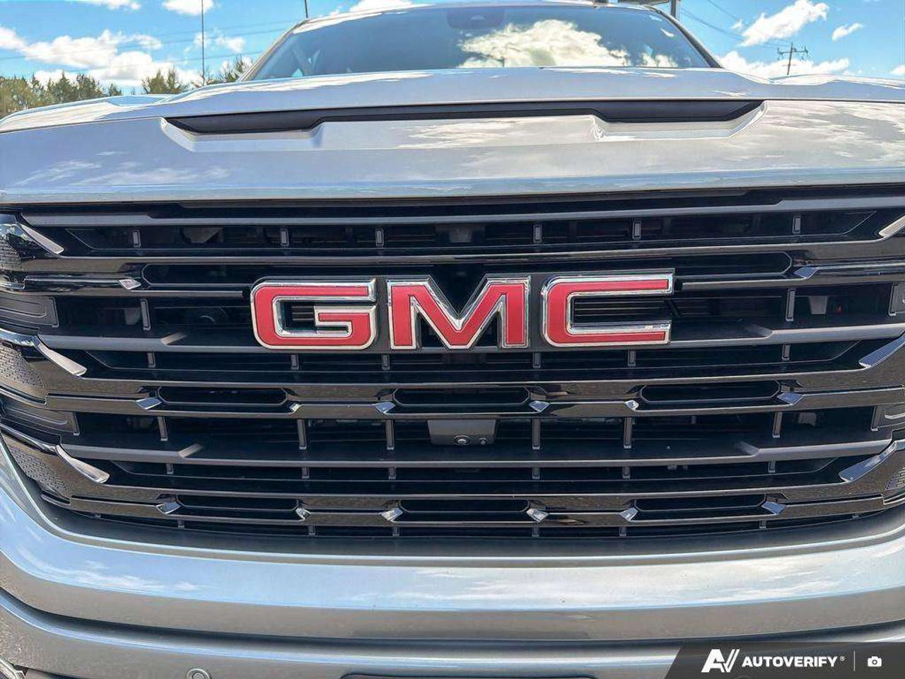 2025 GMC Sierra 1500 Trailer Brake Controller   Remote Start   Heated Seats   Heated Steering Wheel Photo