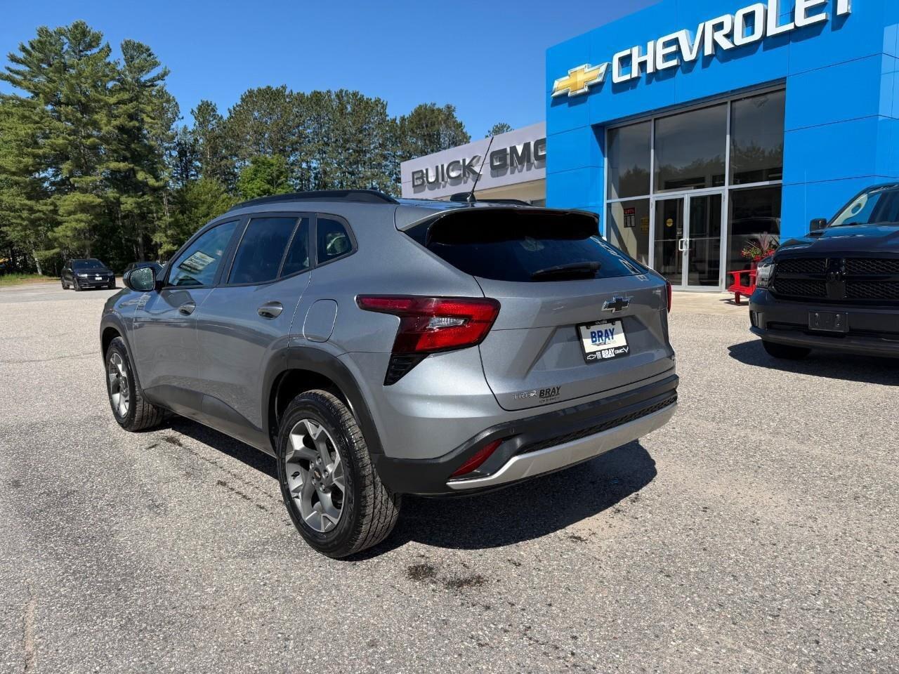2024 Chevrolet Trax Fwd 4dr Lt Photo