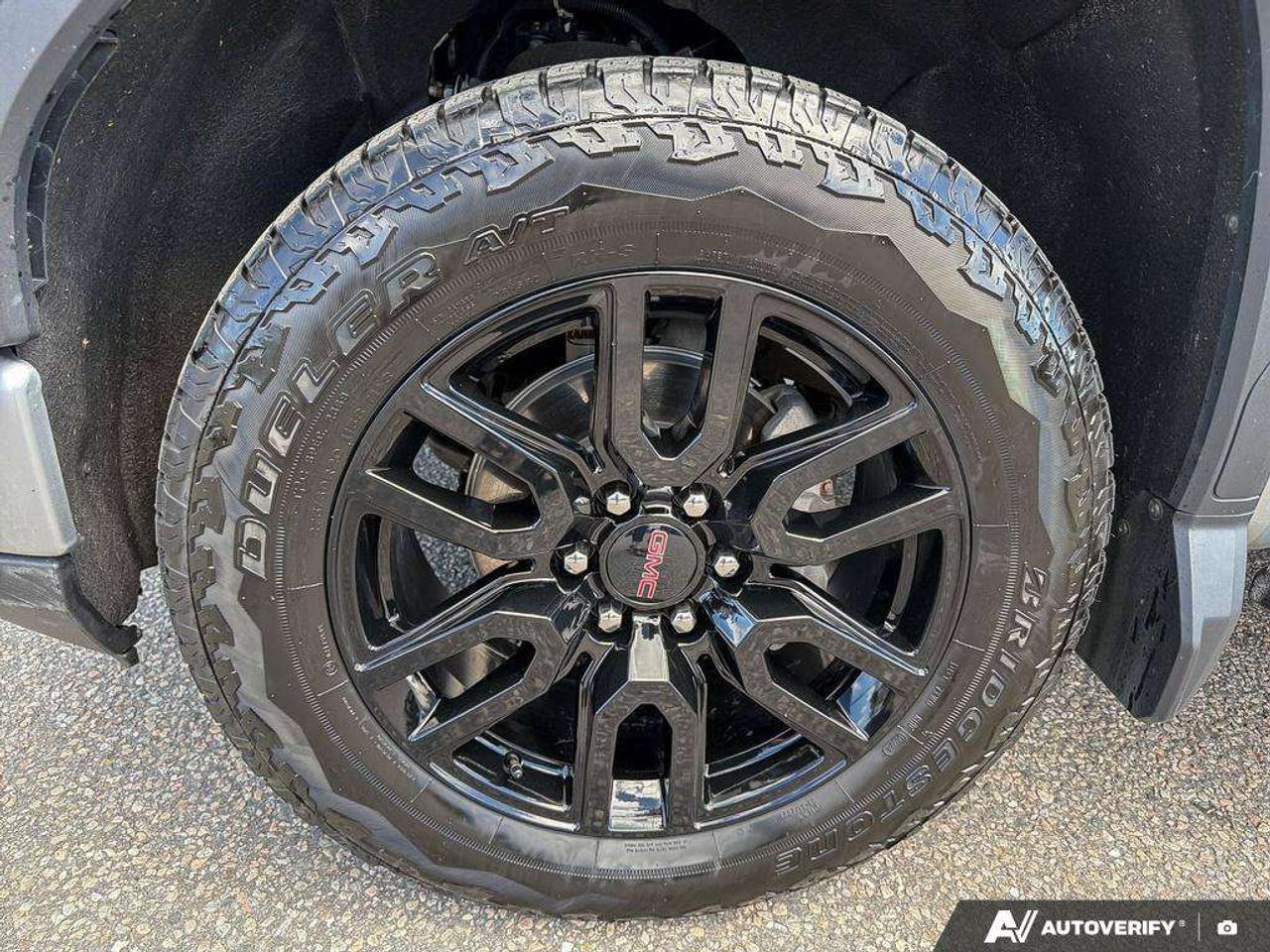 2025 GMC Sierra 1500 Trailer Brake Controller   Remote Start   Heated Seats   Heated Steering Wheel Photo