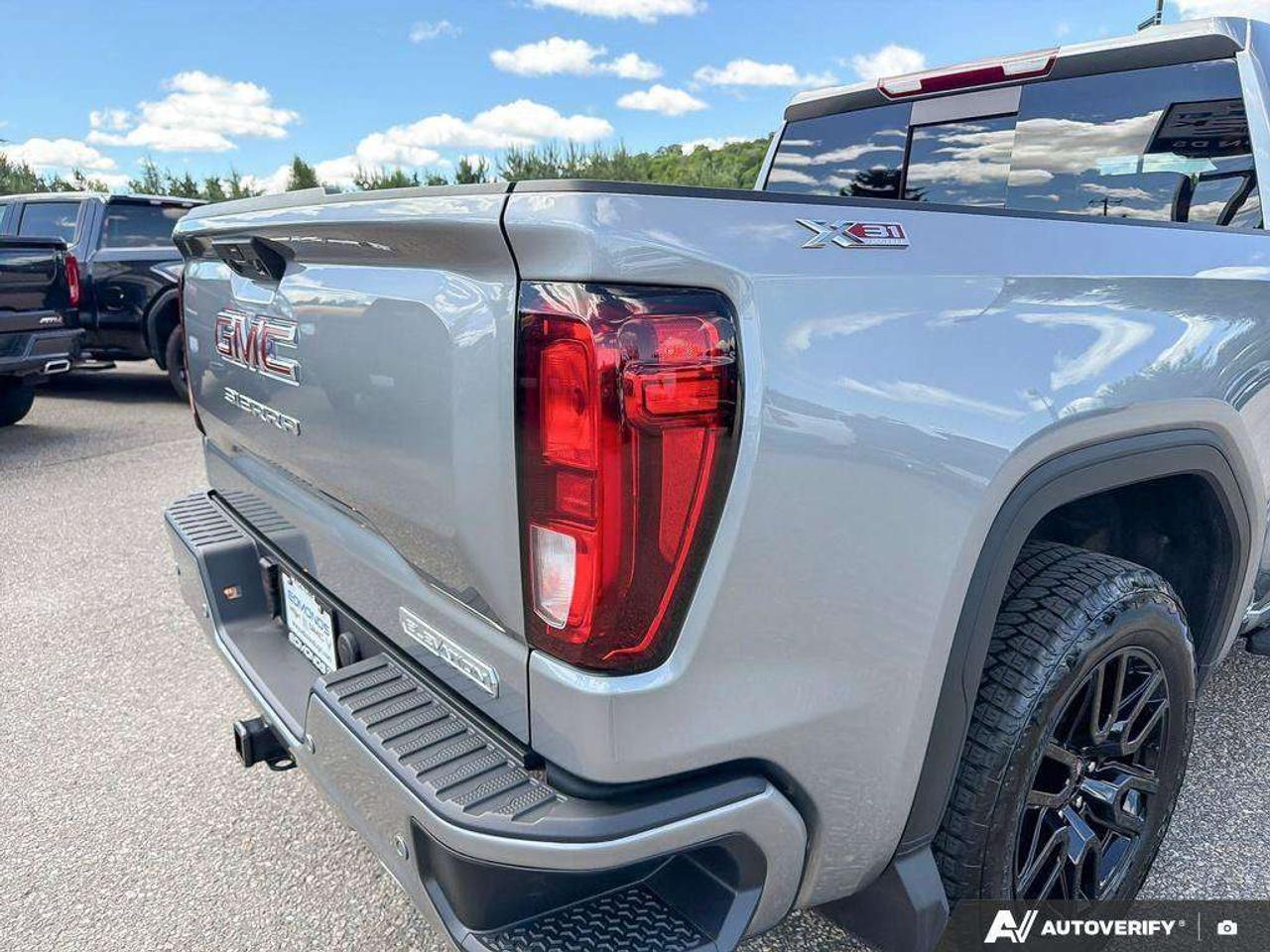 2025 GMC Sierra 1500 Trailer Brake Controller   Remote Start   Heated Seats   Heated Steering Wheel Photo