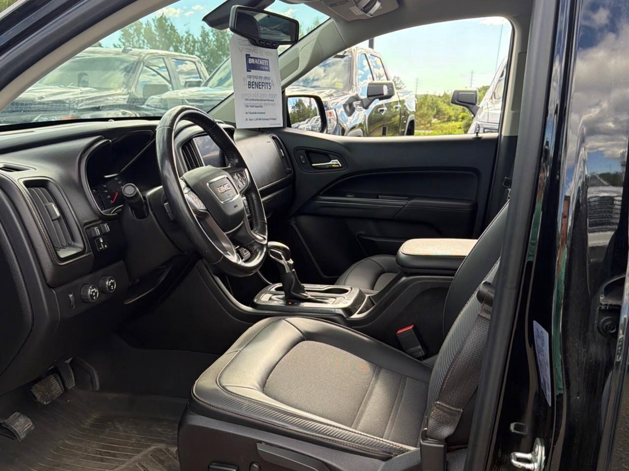 2022 GMC Canyon 4WD Crew Cab 141  AT4 w-Cloth Photo