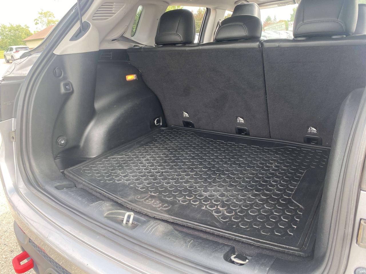 2022 Jeep Compass TRAILHAWK, SUNROOF, REMOTE START, LEATHER! Photo