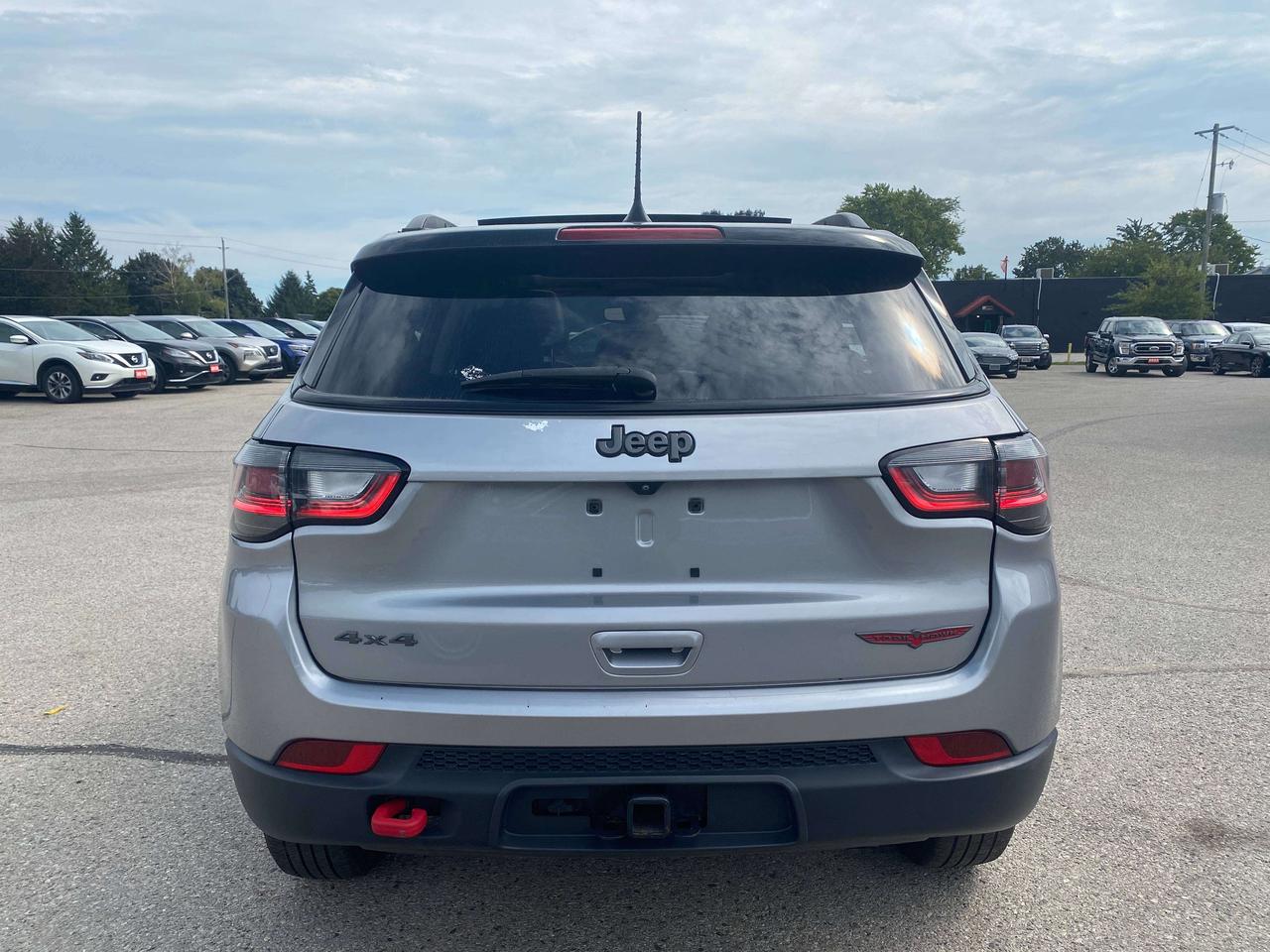 2022 Jeep Compass TRAILHAWK, SUNROOF, REMOTE START, LEATHER! Photo