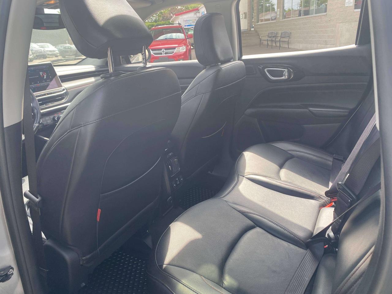 2022 Jeep Compass TRAILHAWK, SUNROOF, REMOTE START, LEATHER! Photo