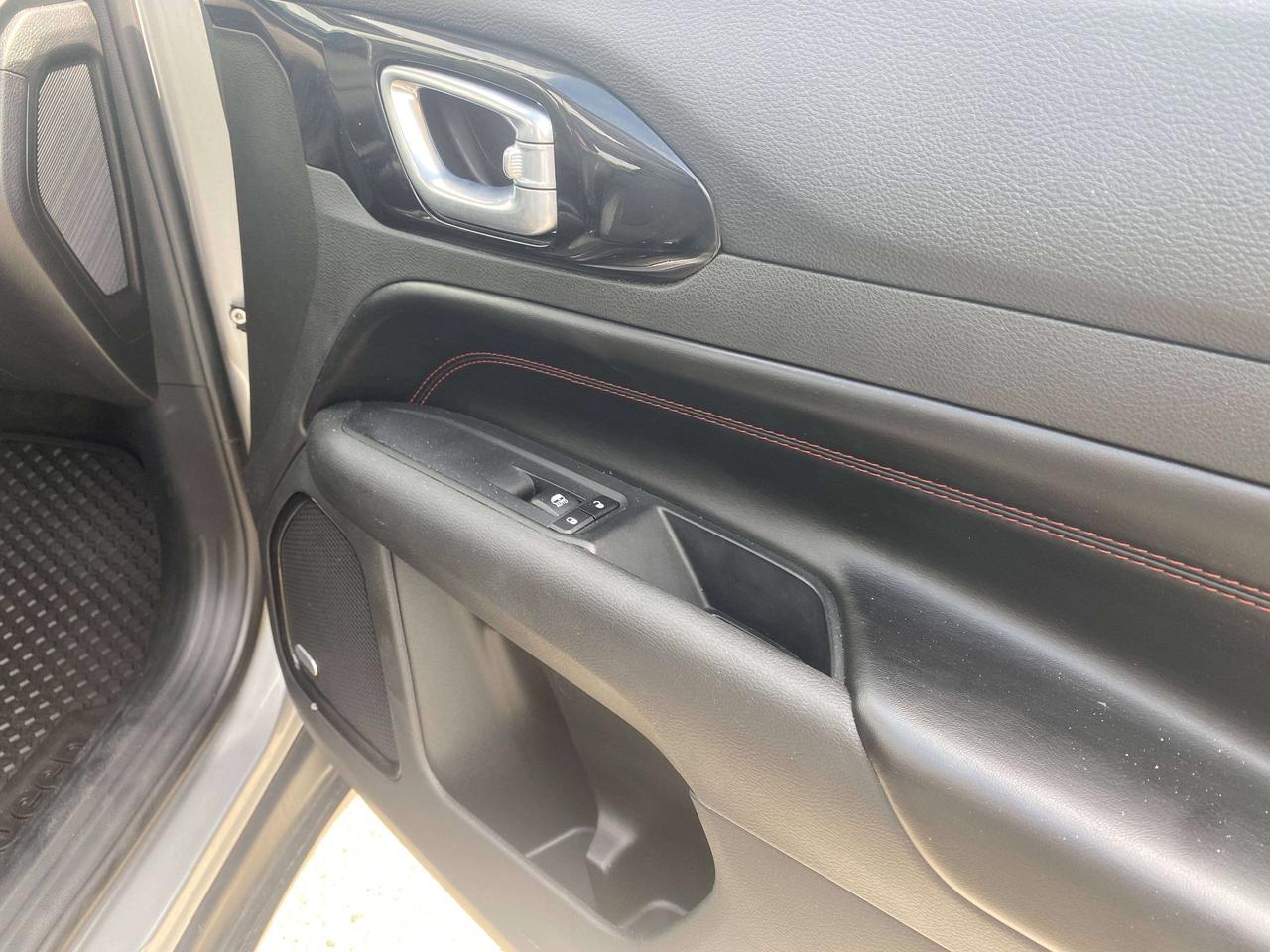 2022 Jeep Compass TRAILHAWK, SUNROOF, REMOTE START, LEATHER! Photo