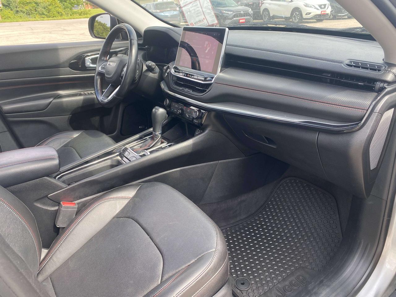 2022 Jeep Compass TRAILHAWK, SUNROOF, REMOTE START, LEATHER! Photo