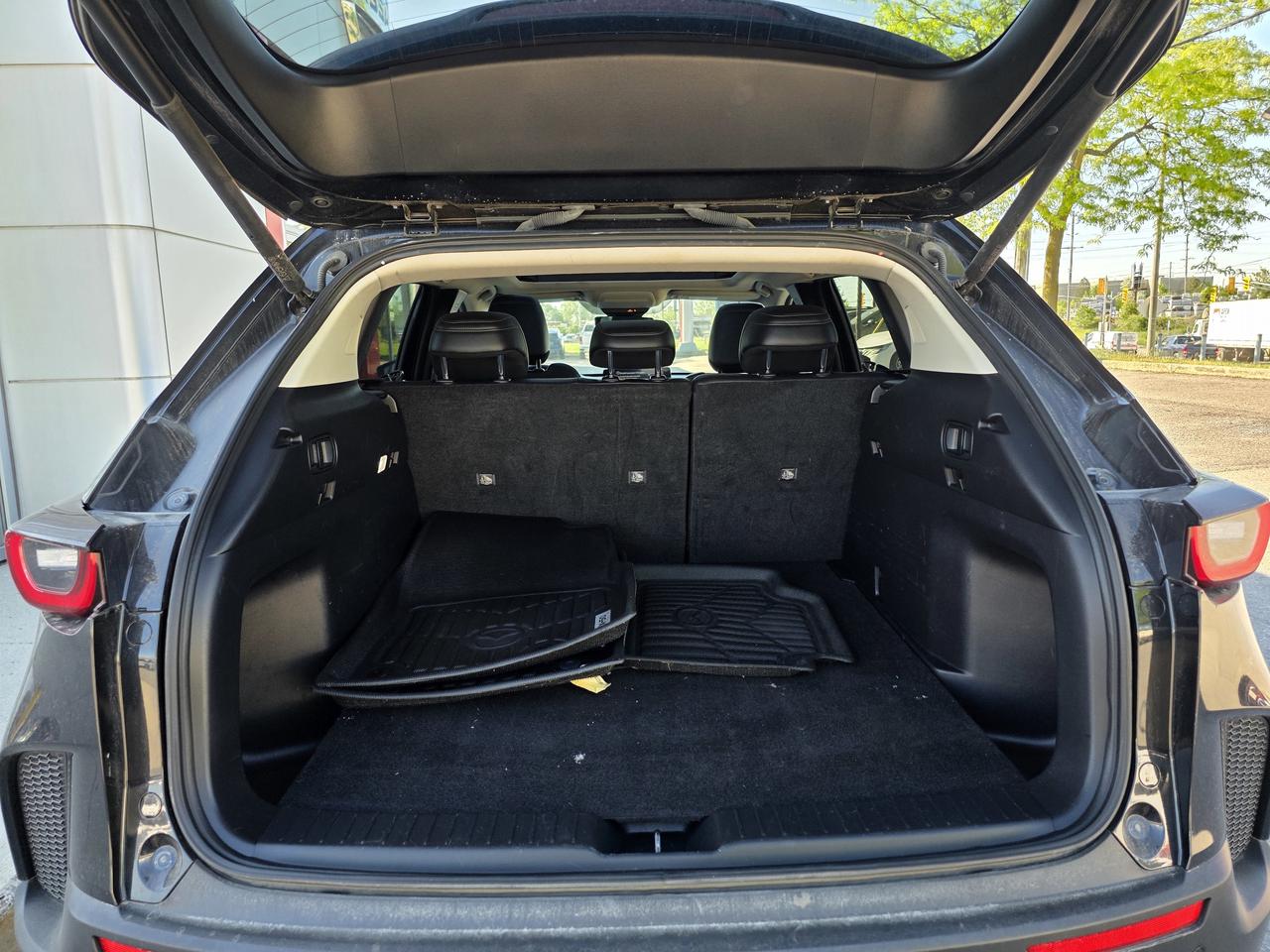 2023 Mazda CX-50 GT AWD | Leather | Moonroof | Apple Car Play | Photo