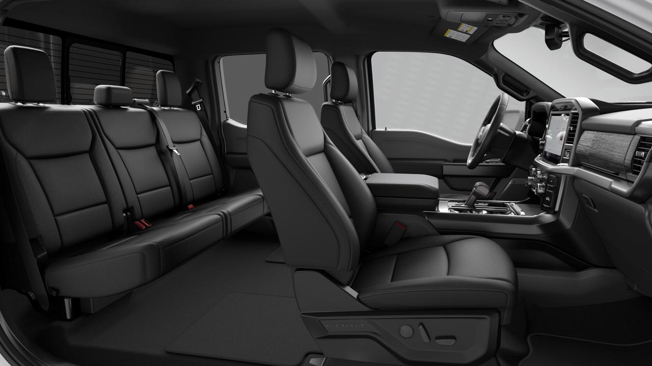 2026 Ford F-150 XLT Photo3