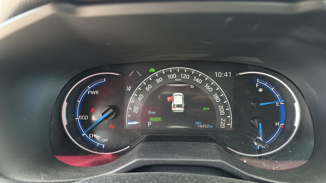 2025 Toyota RAV4 Hybrid  Photo