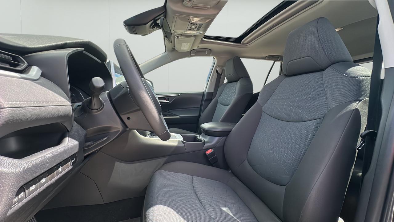 2025 Toyota RAV4 Hybrid  Photo
