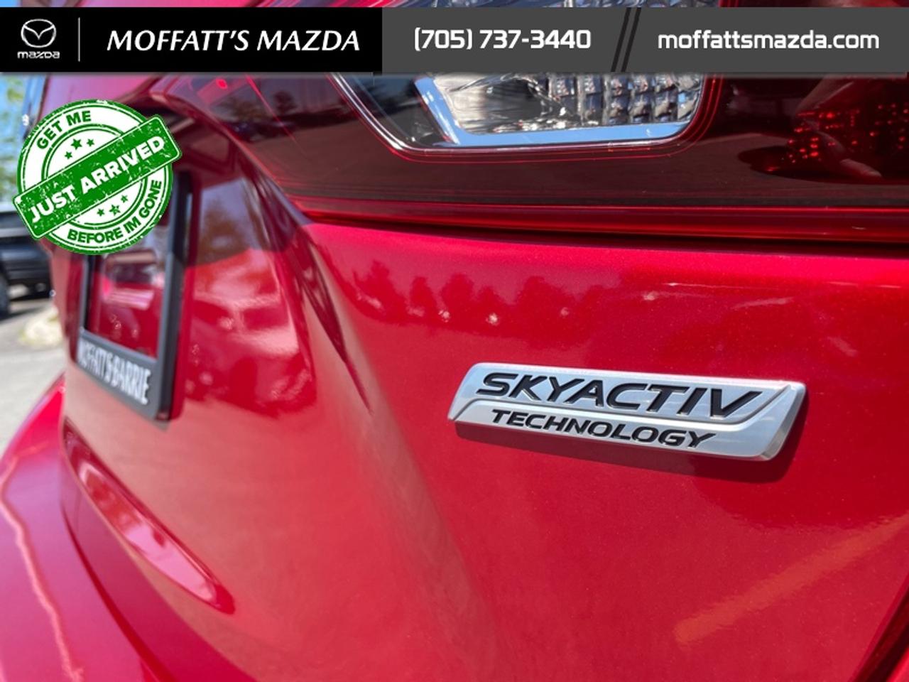 2017 Mazda MAZDA3 GT Photo
