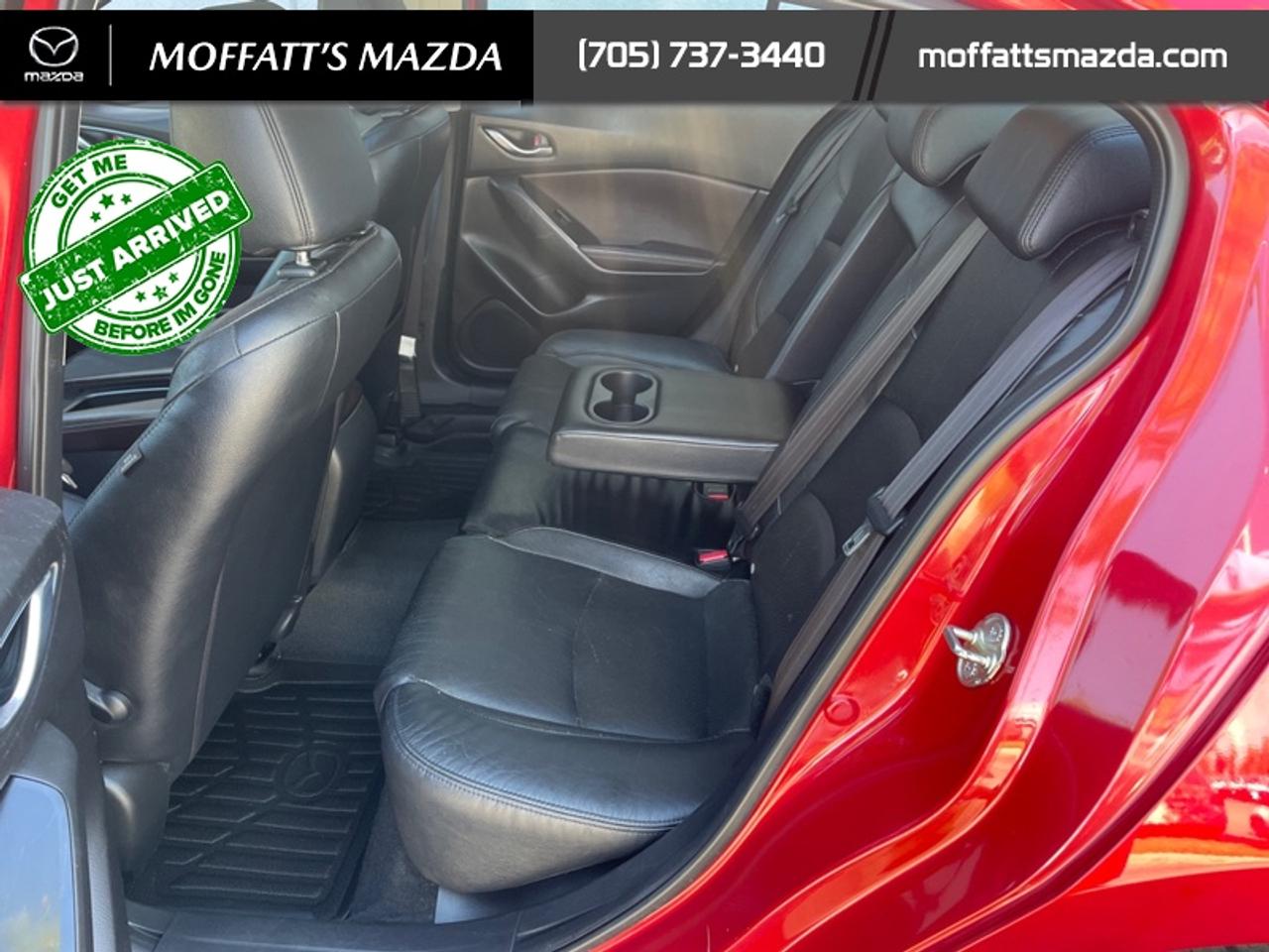 2017 Mazda MAZDA3 GT Photo