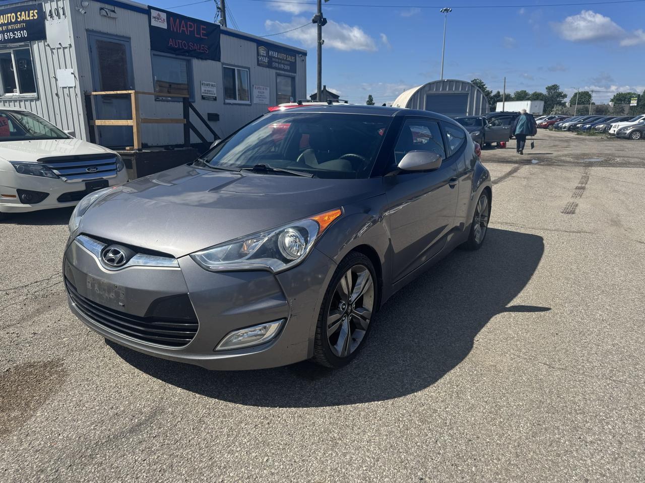 2012 Hyundai Veloster w/Tech - Photo #1