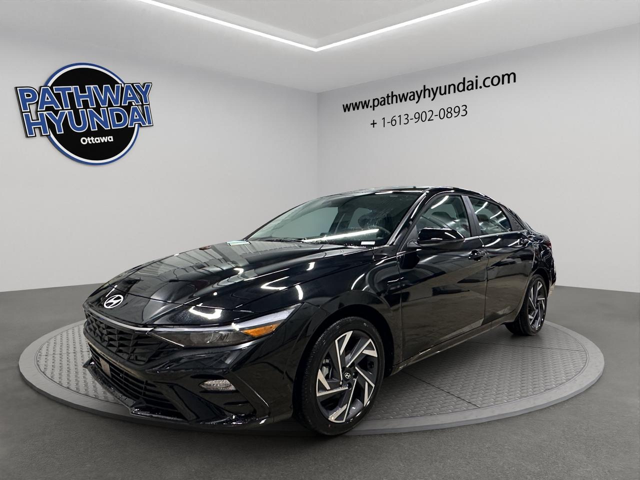 2026 Hyundai Elantra Hybrid Luxury Photo