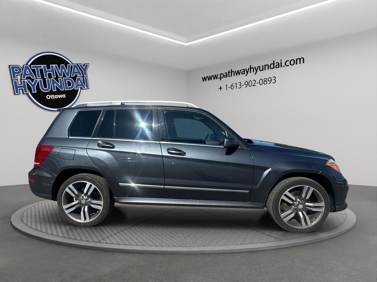 2015 Mercedes-Benz GLK-Class GLK 250 BlueTec | Reverse Cam | Heated Seats Photo2