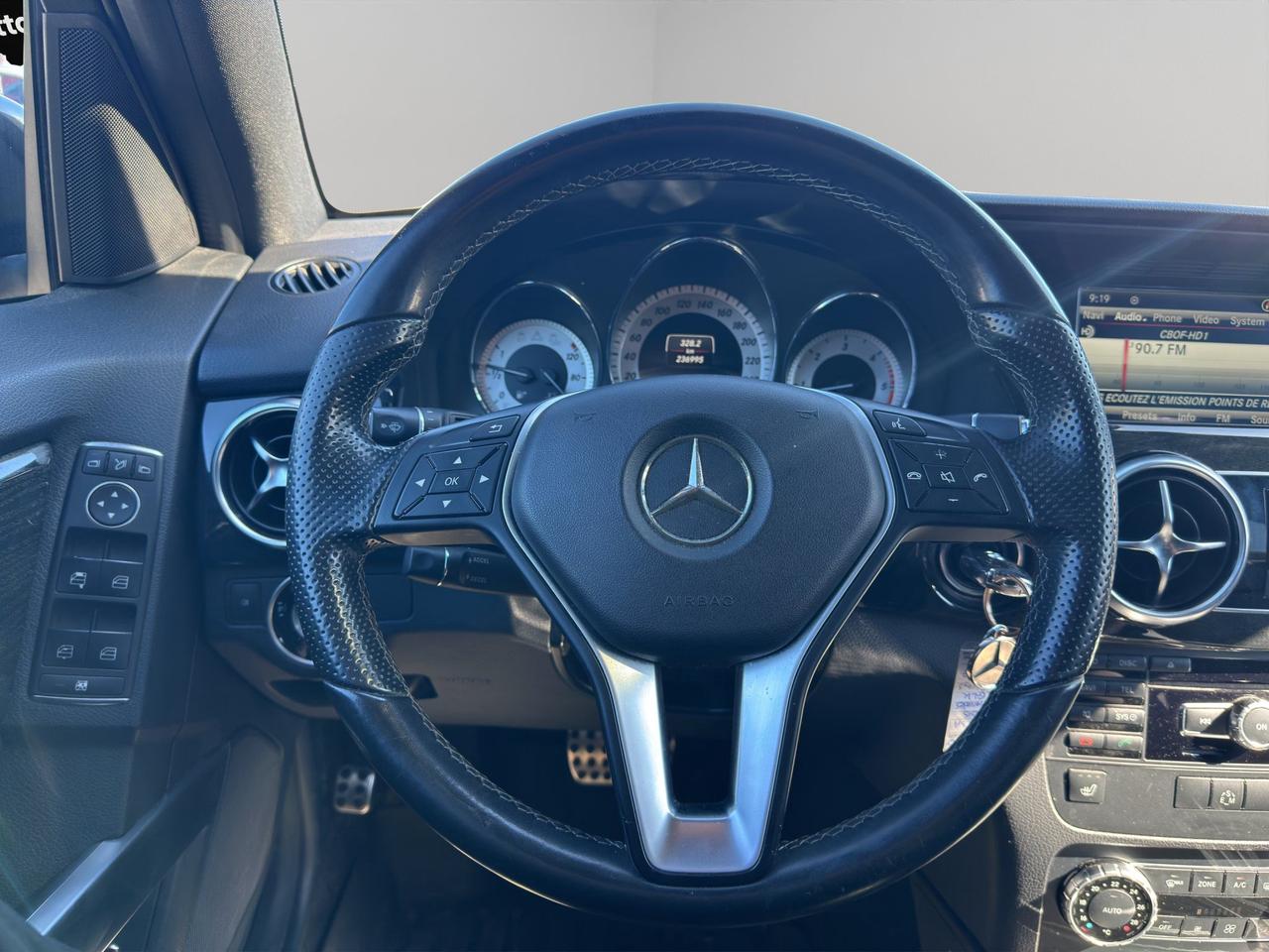 2015 Mercedes-Benz GLK-Class GLK 250 BlueTec | Reverse Cam | Heated Seats Photo