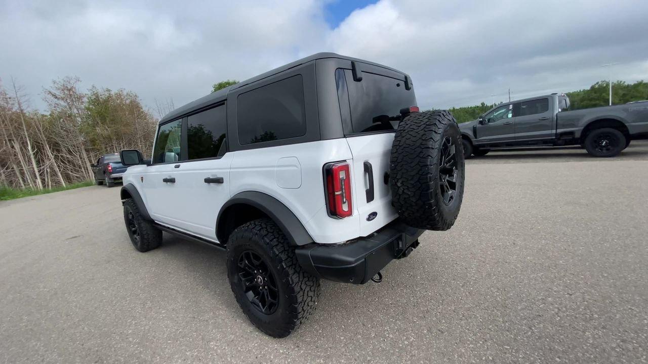 2024 Ford Bronco Badlands Photo