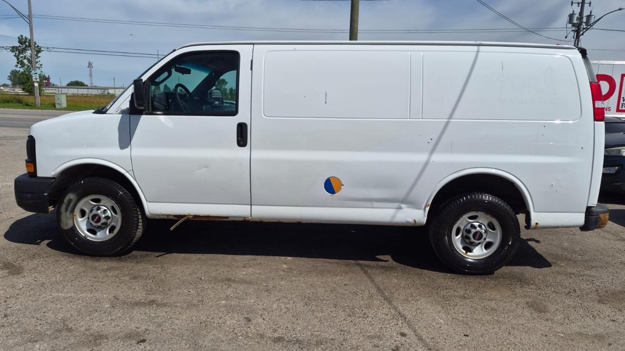 2016 GMC Savana Cargo Van GREAT FOR DELIVERY, WORK VAN, AS IS SPECIAL Photo