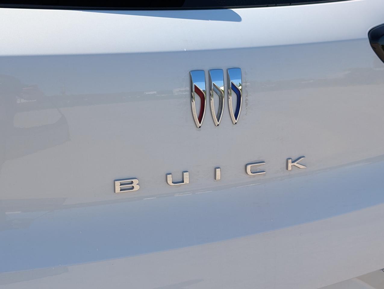 2026 Buick Encore GX Avenir Photo