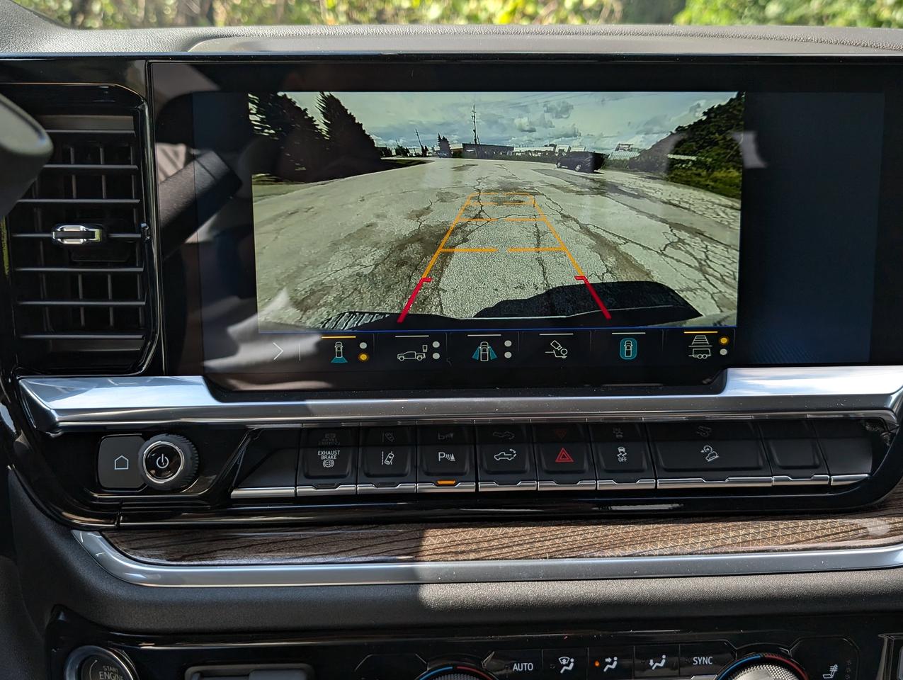 2025 Chevrolet SILVERADO 2500HD LT Photo