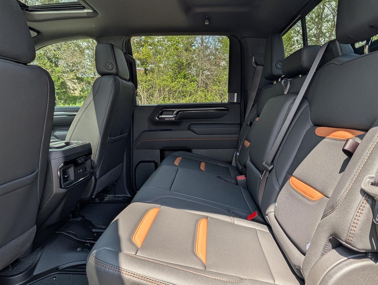 2026 GMC SIERRA 2500HD AT4 Photo