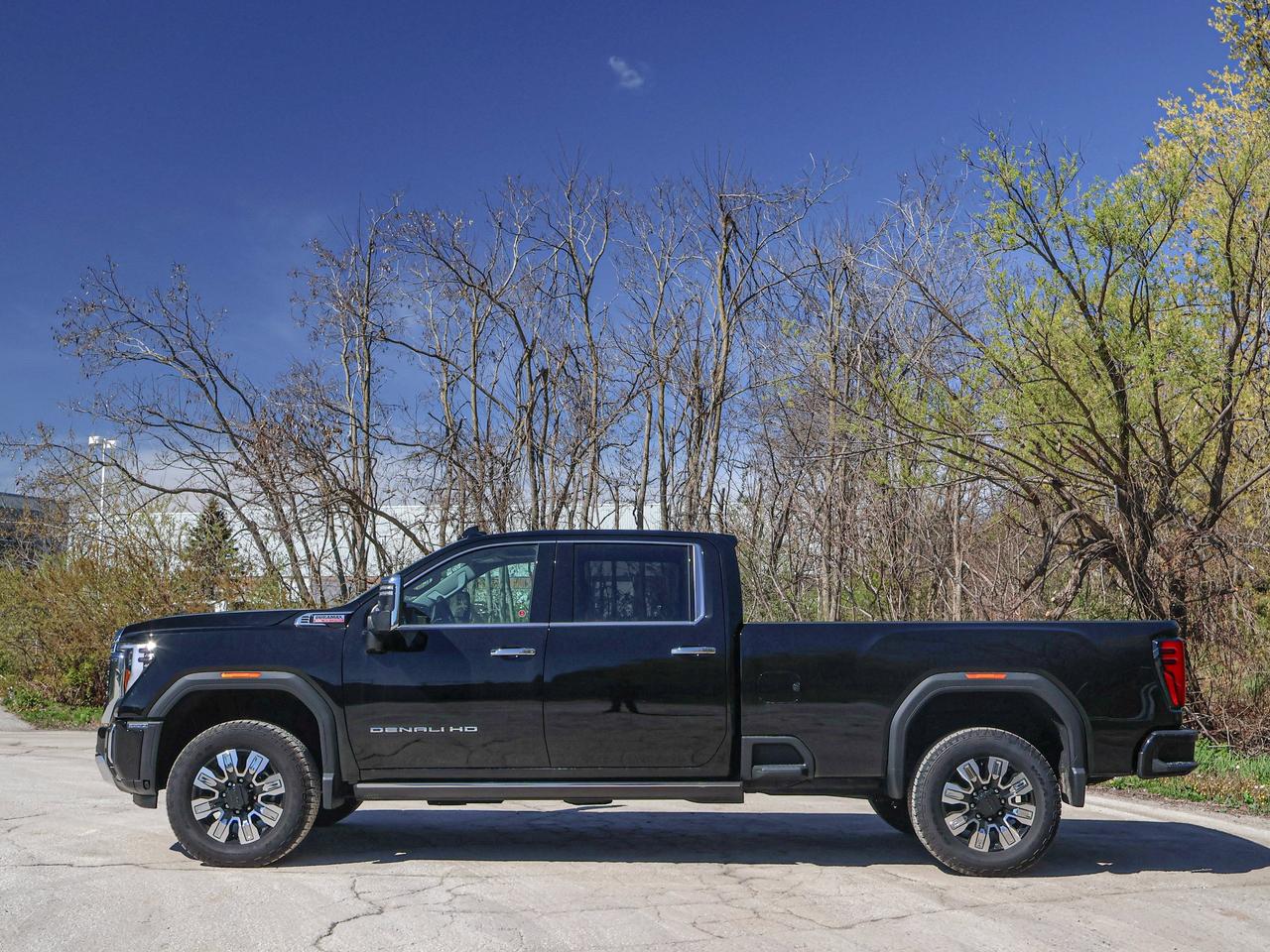 2025 GMC Sierra 3500HD Denali Photo