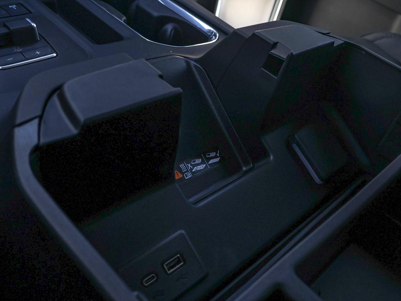 2025 GMC Sierra 3500HD Denali Photo