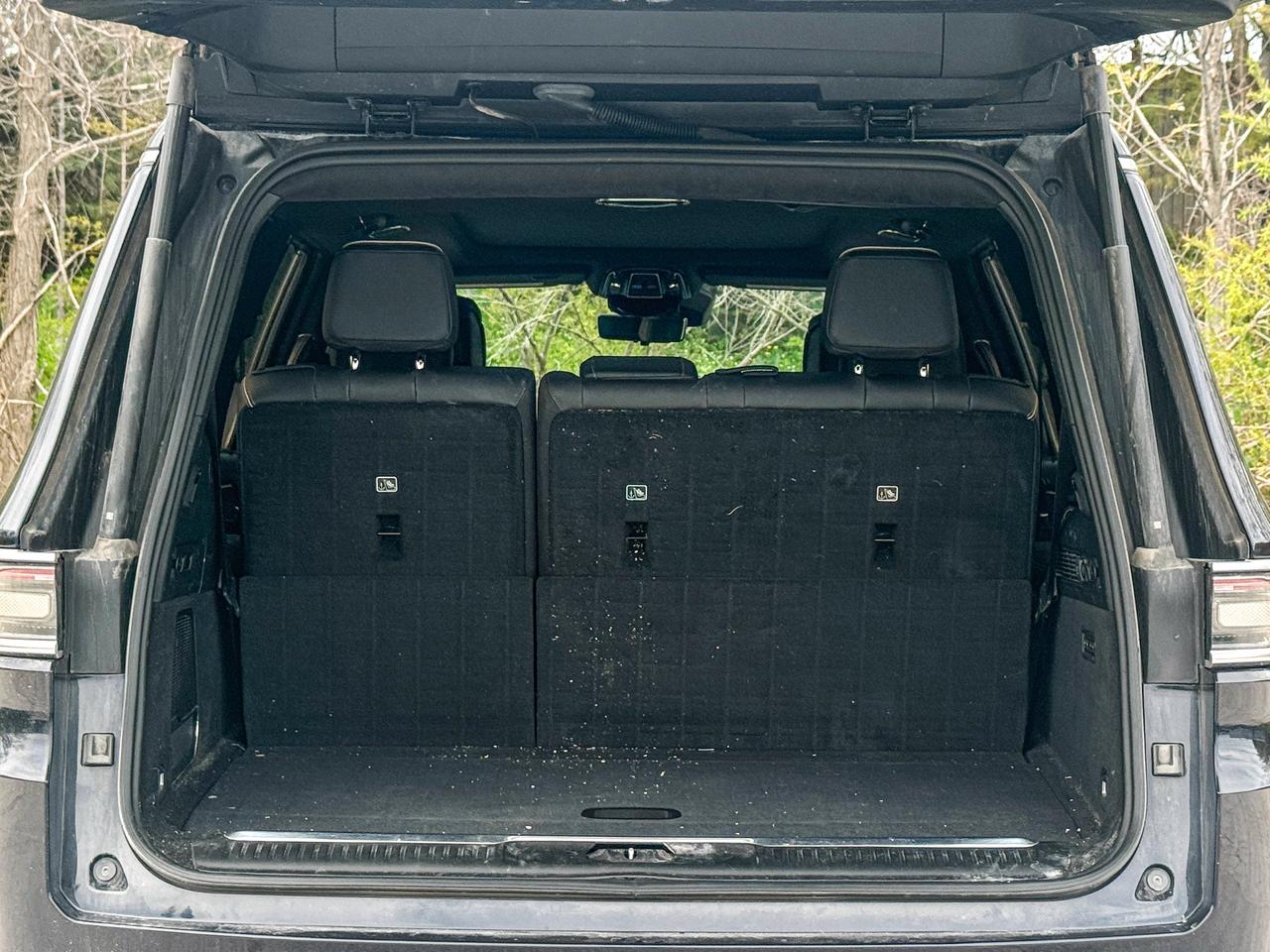 2022 Jeep Grand Wagoneer Series III Photo