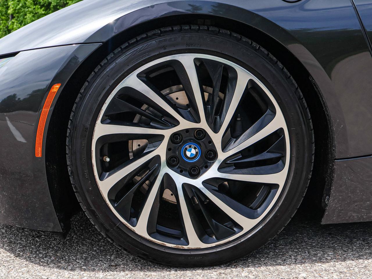 2015 BMW i8  Photo