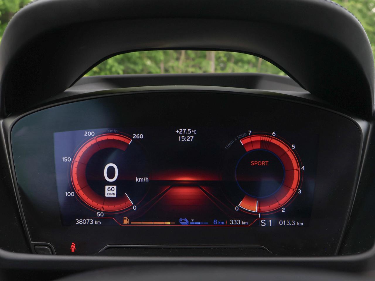 2015 BMW i8  Photo