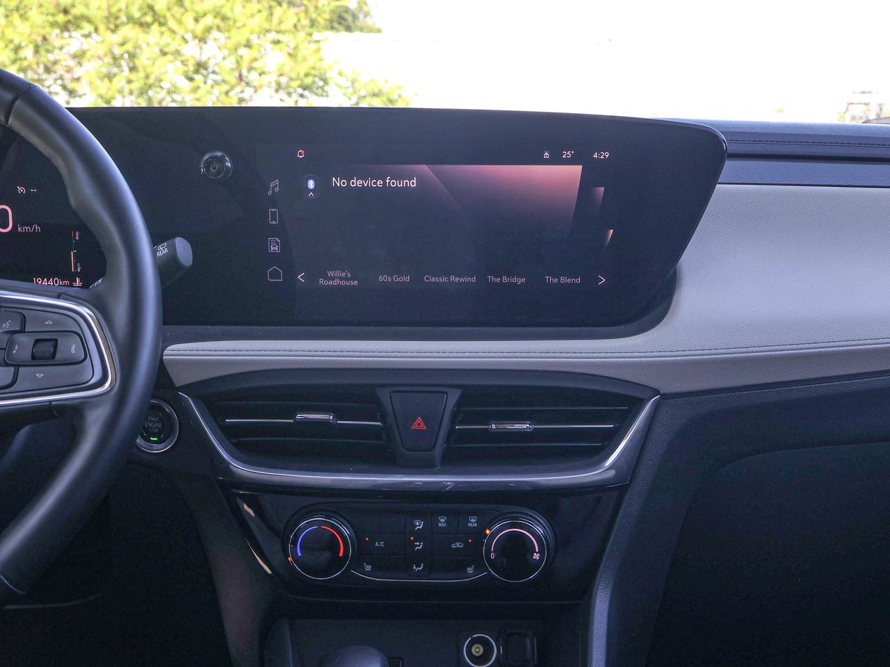 2024 Buick Encore GX Sport Touring Photo