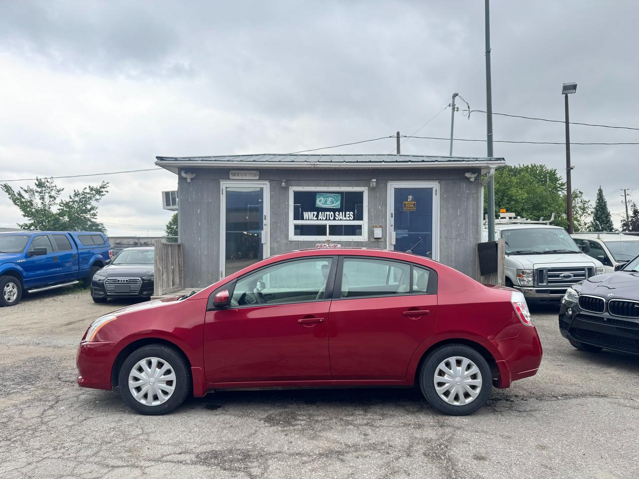 2010 Nissan Sentra 2.0 Photo4