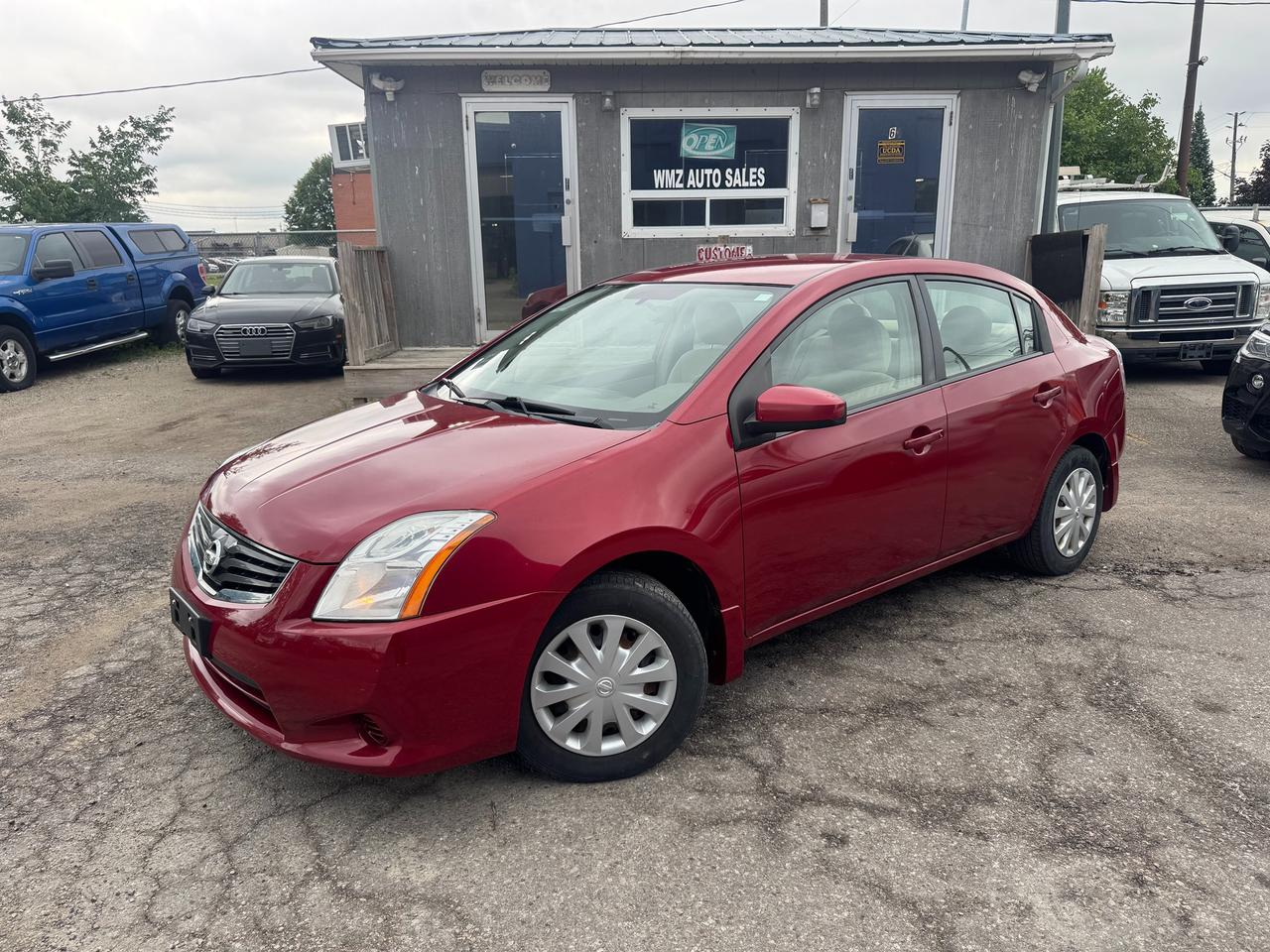 2010 Nissan Sentra 2.0 - Photo #1