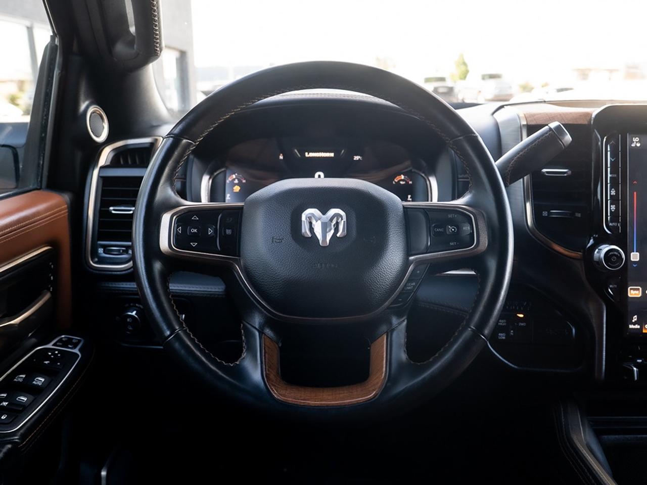 2023 RAM 2500 Limited Longhorn Photo32