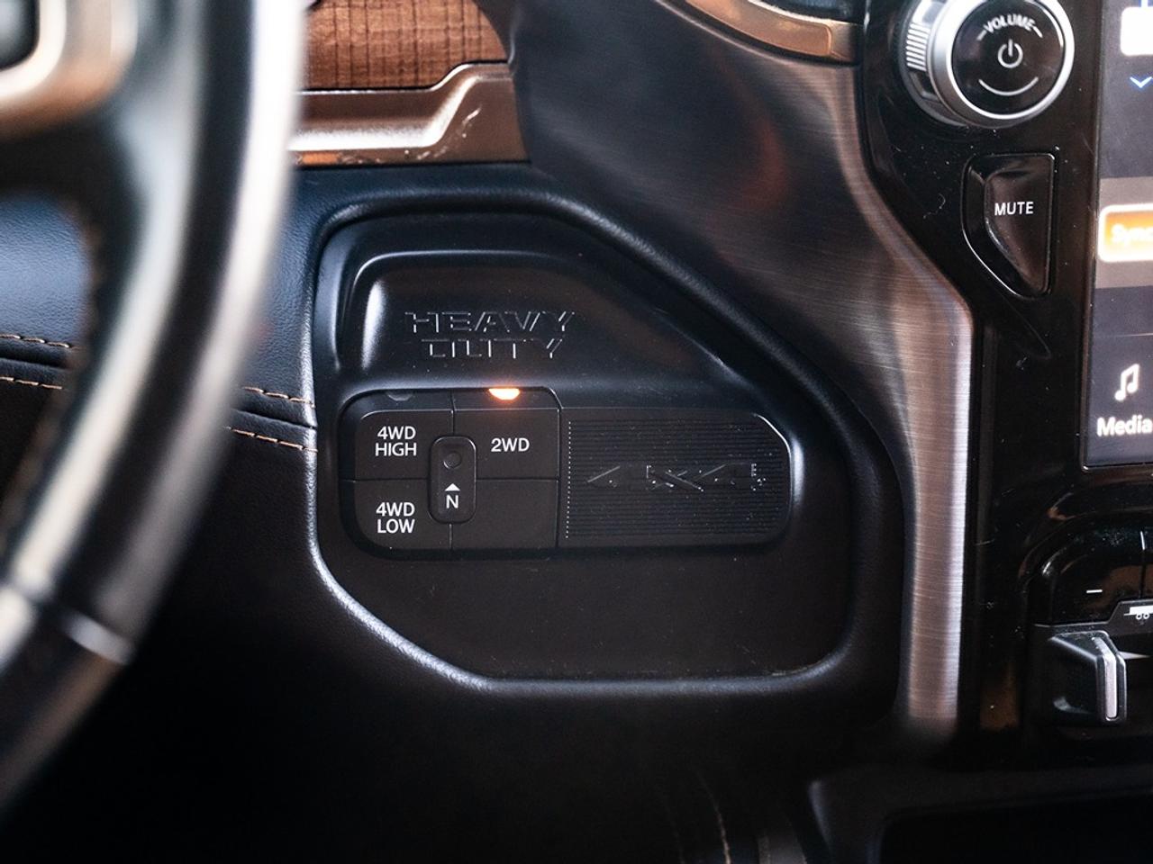 2023 RAM 2500 Limited Longhorn Photo12