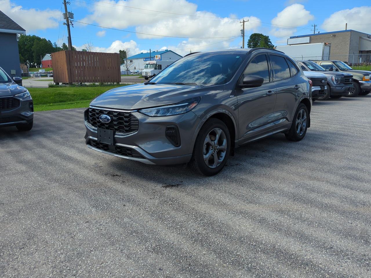 2023 Ford Escape ST-Line AWD Photo0
