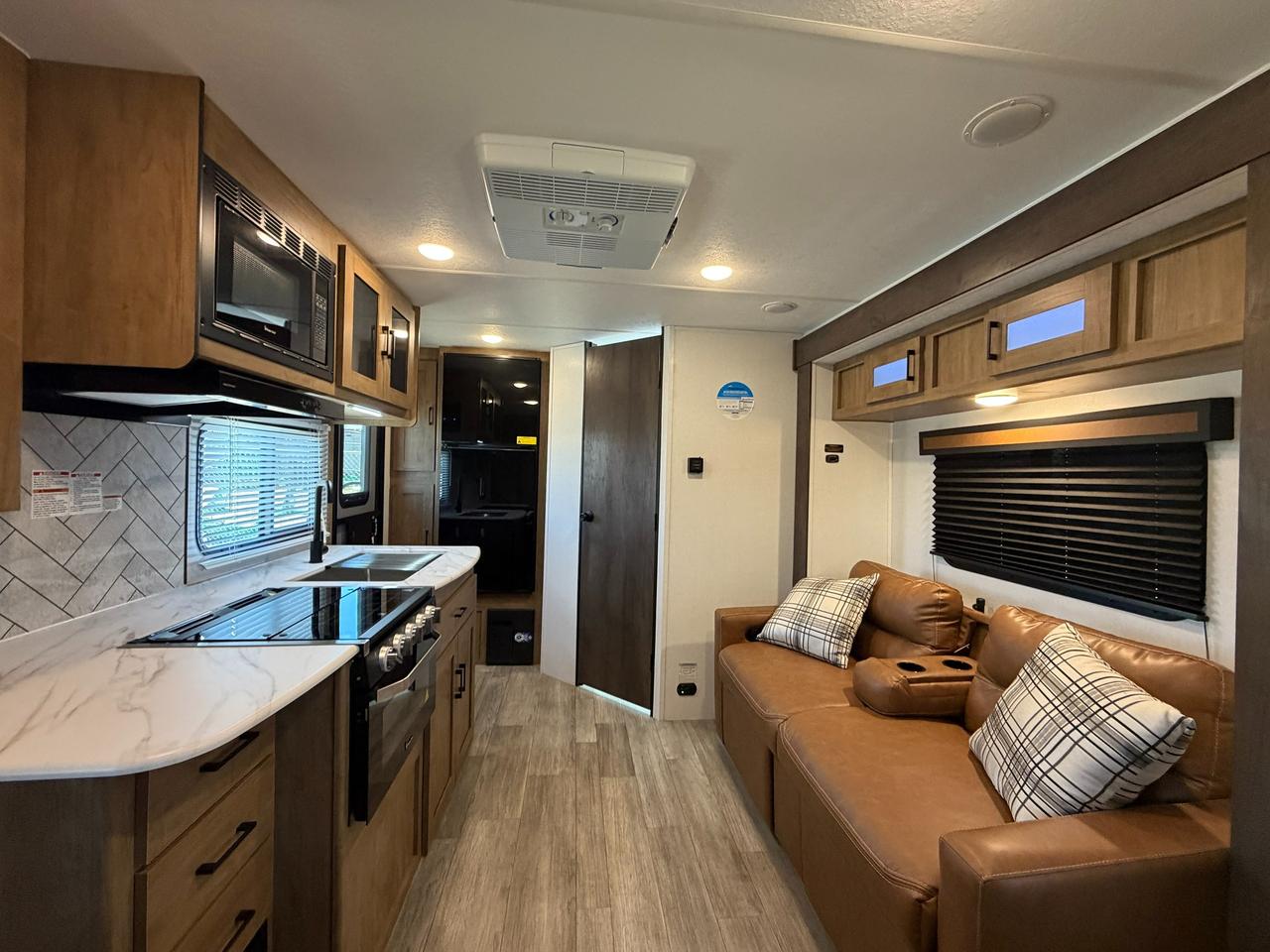 2024 Coachmen RV Freedom Express UltraLite 192RBS 