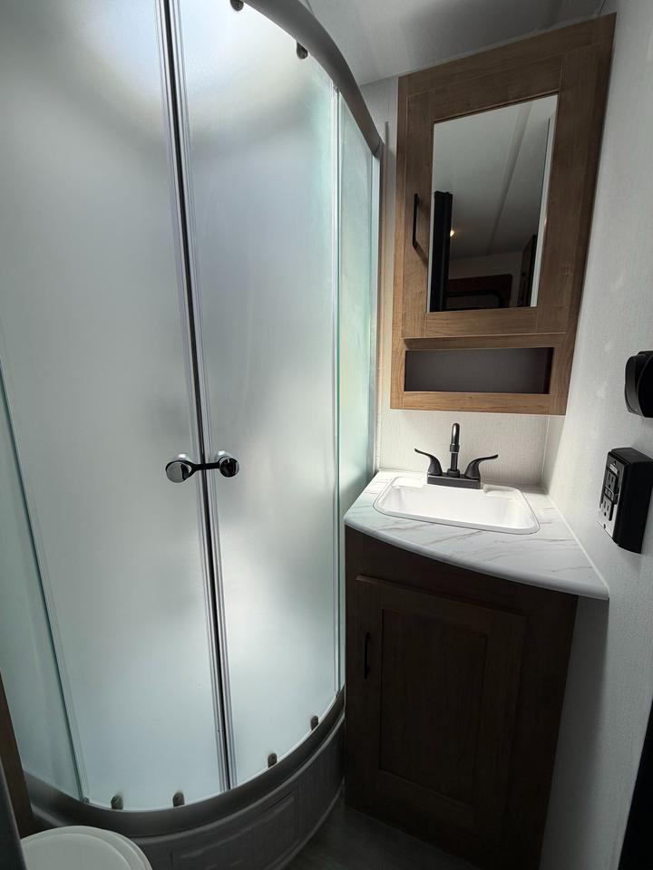 2024 Coachmen RV Freedom Express UltraLite 192RBS 