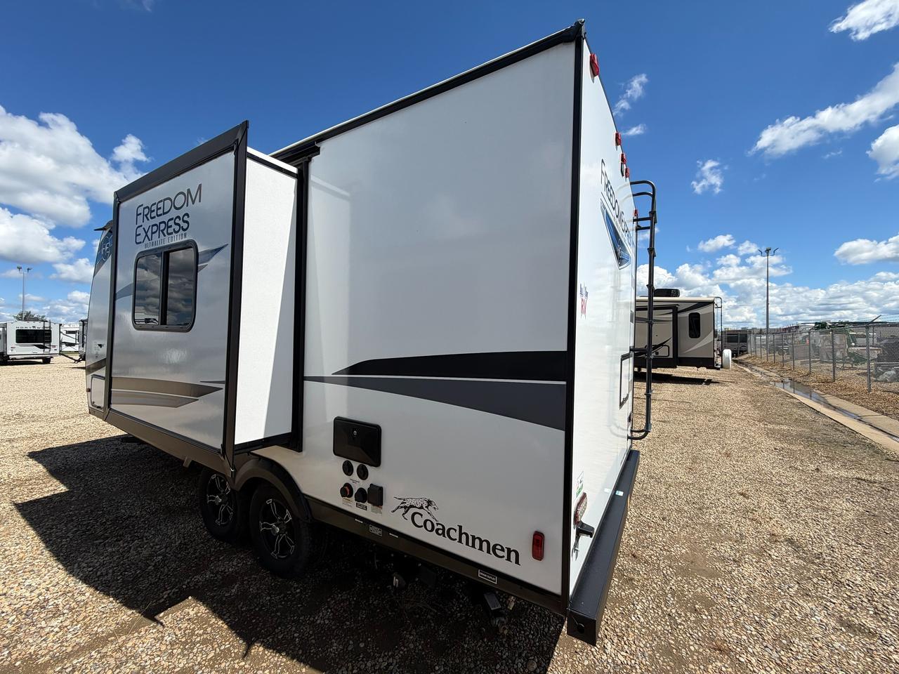 2024 Coachmen RV Freedom Express UltraLite 192RBS 