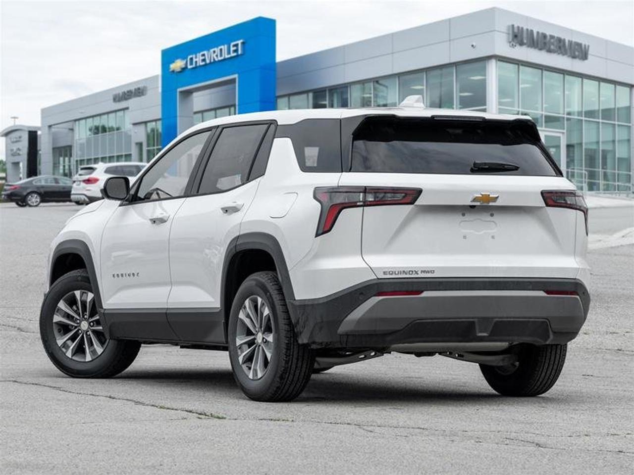 2026 Chevrolet Equinox LT Photo4